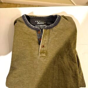 Lucky Size M long sleeve shirt